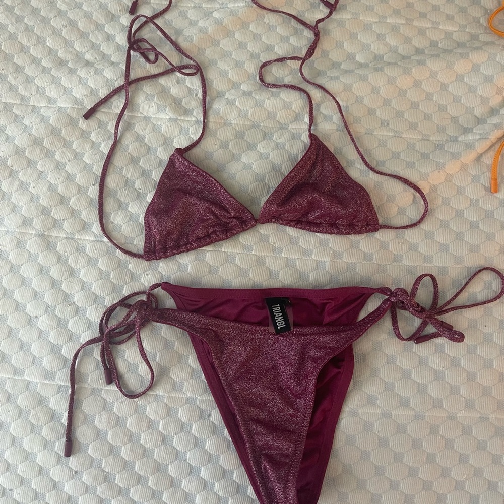 Triangl Swim Size Small 👙✨